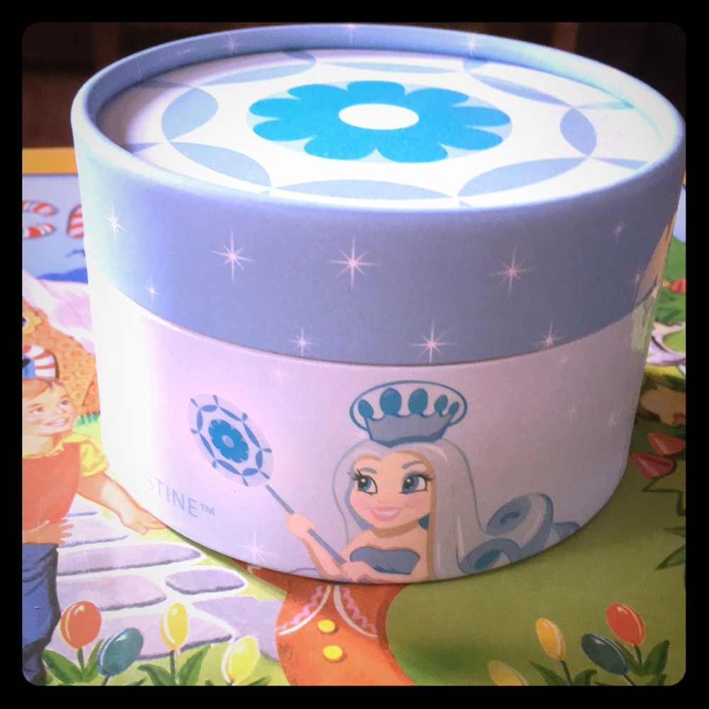 ColourPop Queen Frostine Pixie Puff Highlighter